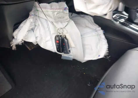 2023 Toyota Corolla Cross Xle z USA, uszkodzony, nr VIN 7MUDAAAG0PV057750